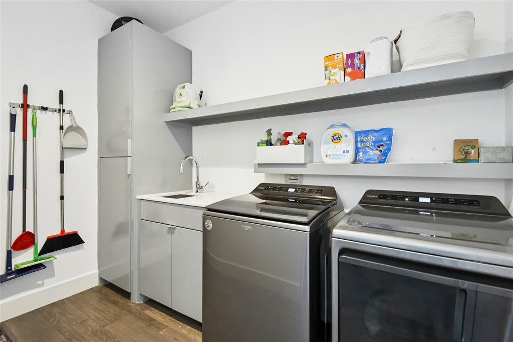 House - Residential Lease