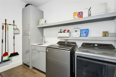 Tiny photo for 2200 Victory Avenue #2107, Dallas, TX 75219 (MLS # 21049165)