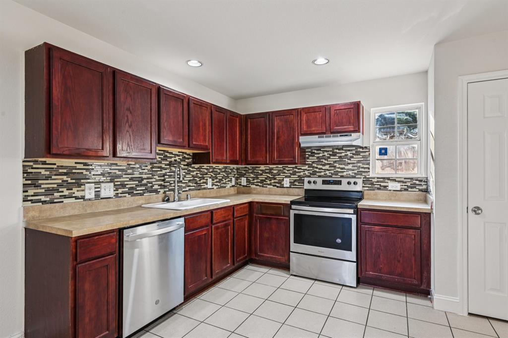 Rochester Park - Residential