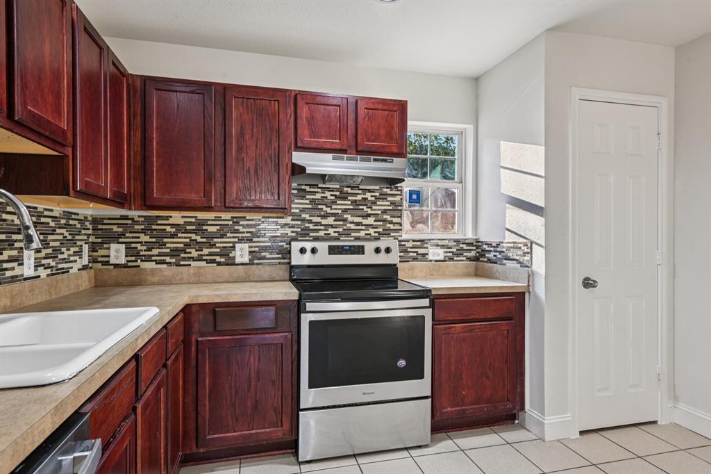 Rochester Park - Residential