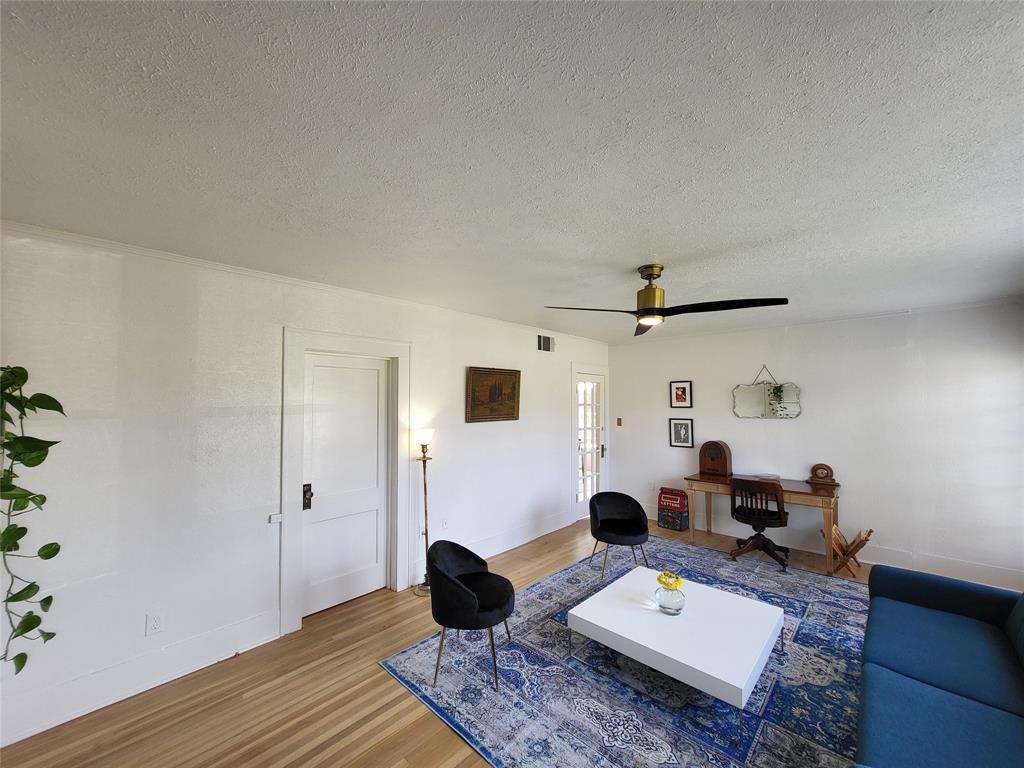 5322 junius