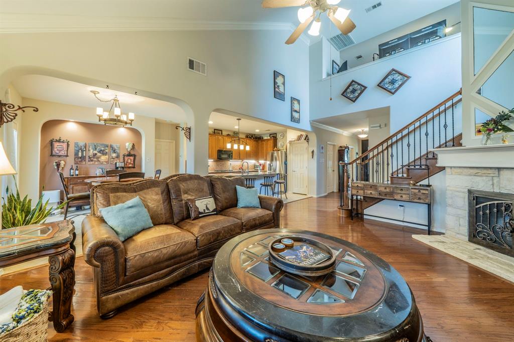 5048 GOLDEN EAGLE Drive