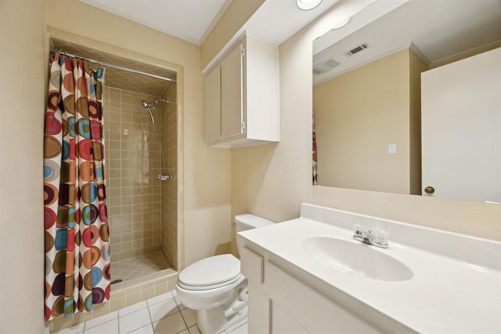 Richardson, Texas 75080, United States, 4 Bedrooms Bedrooms, ,3 BathroomsBathrooms,Residential,Pending,151741