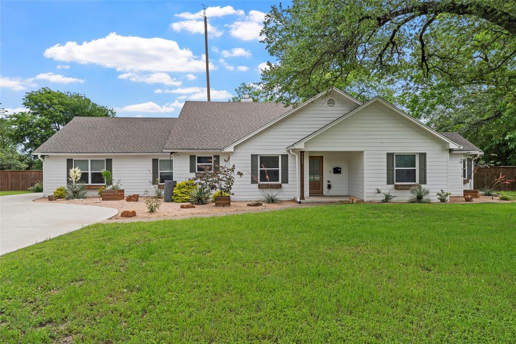 3405 Macarthur Drive