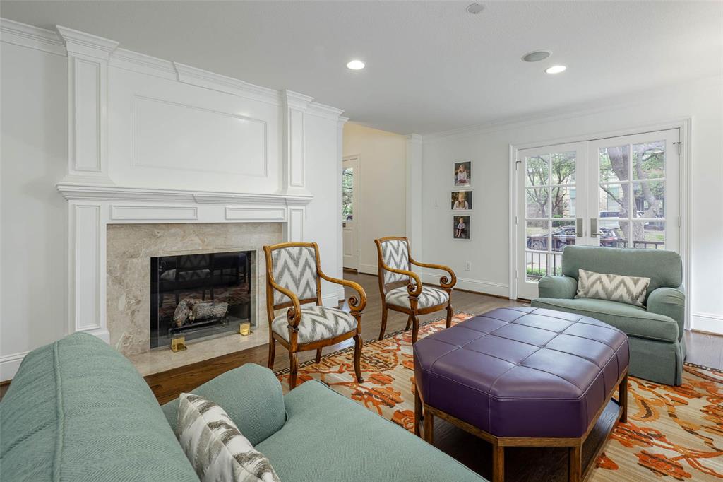 Highland Park West 8th Inst - Residential