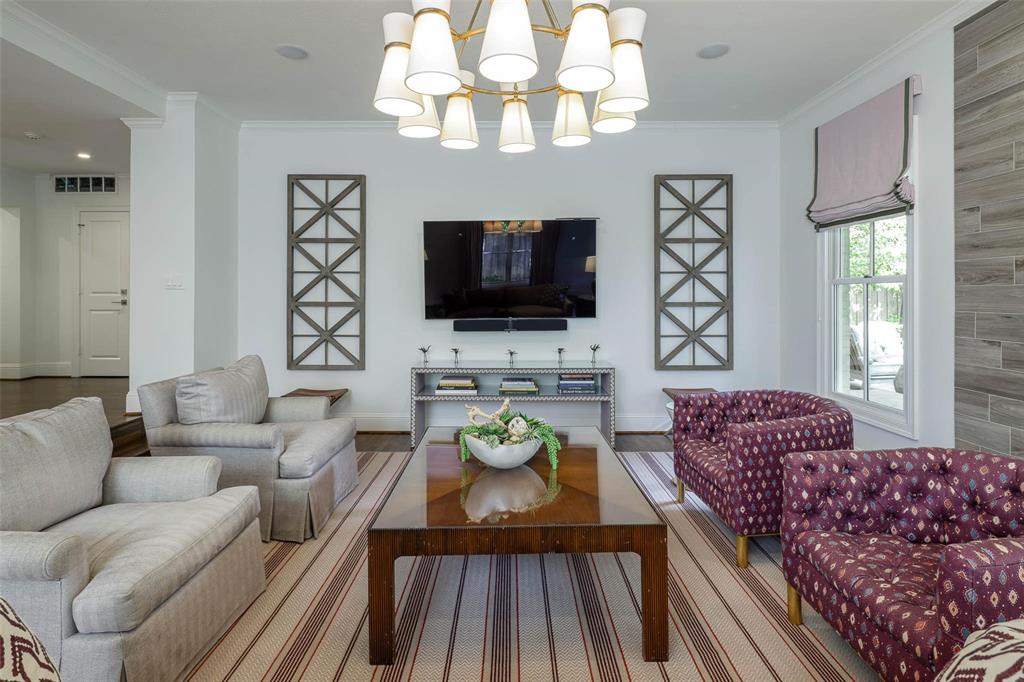 Highland Park West 8th Inst - Residential