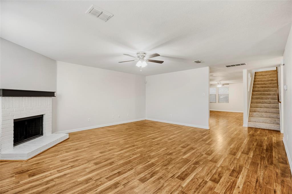 2608 Oak Crest Drive