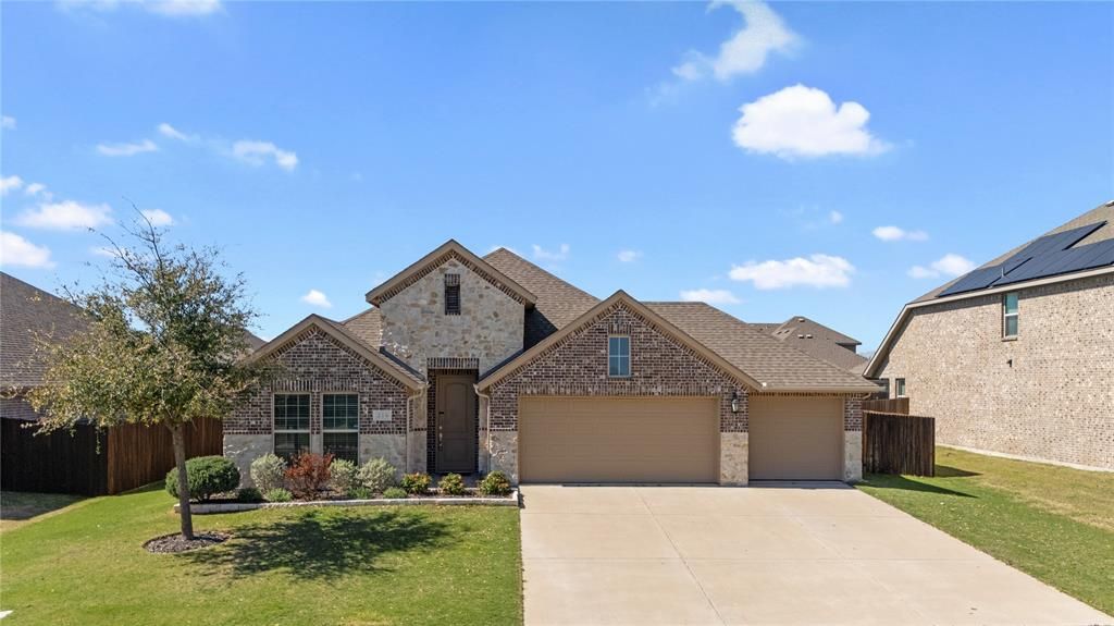 Photo of 316 Monument Hill Drive, Forney, TX 75126 (MLS # 21215043)