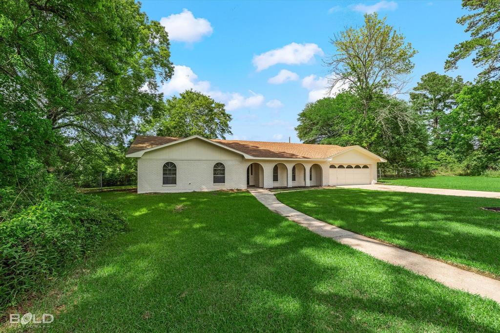 Minden, Louisiana 71055, United States, 3 Bedrooms Bedrooms, ,2 BathroomsBathrooms,Residential,Contingent,126620