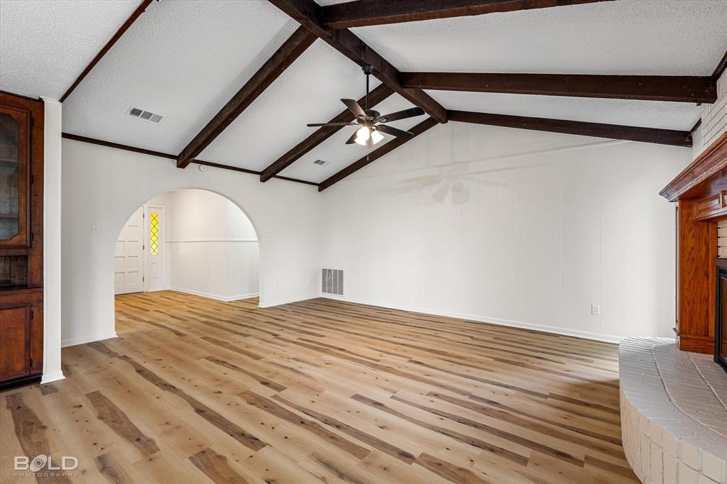 Minden, Louisiana 71055, United States, 3 Bedrooms Bedrooms, ,2 BathroomsBathrooms,Residential,Contingent,126620