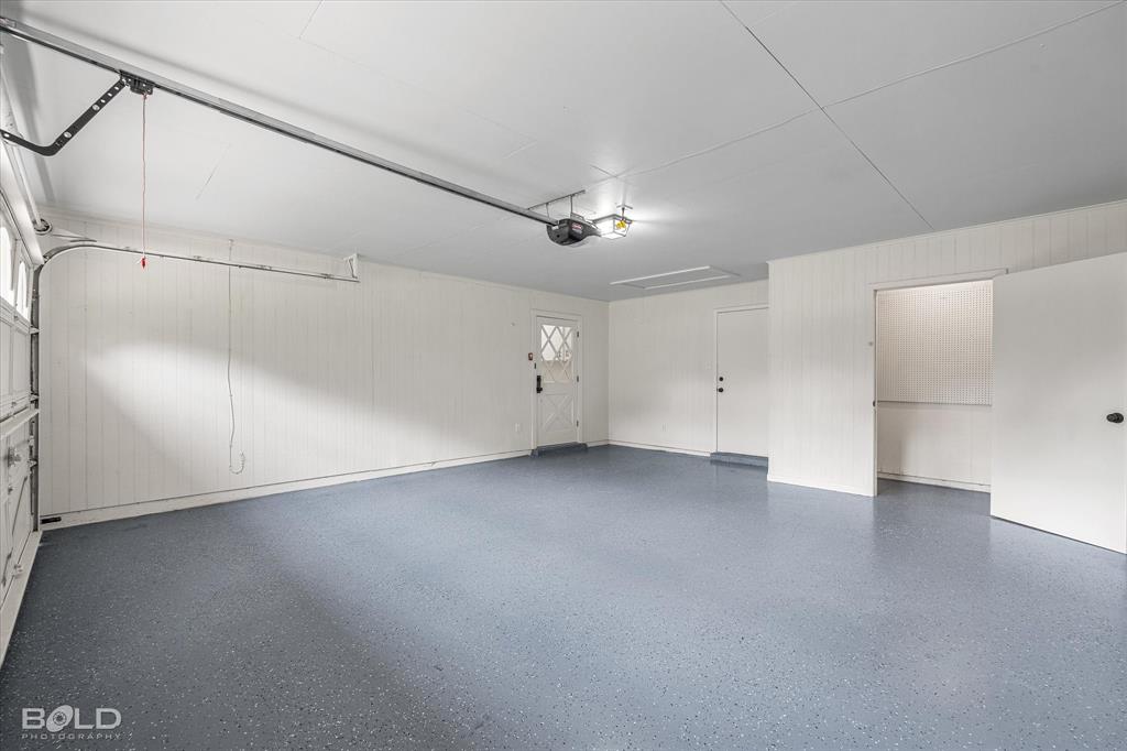 Minden, Louisiana 71055, United States, 3 Bedrooms Bedrooms, ,2 BathroomsBathrooms,Residential,Contingent,126620