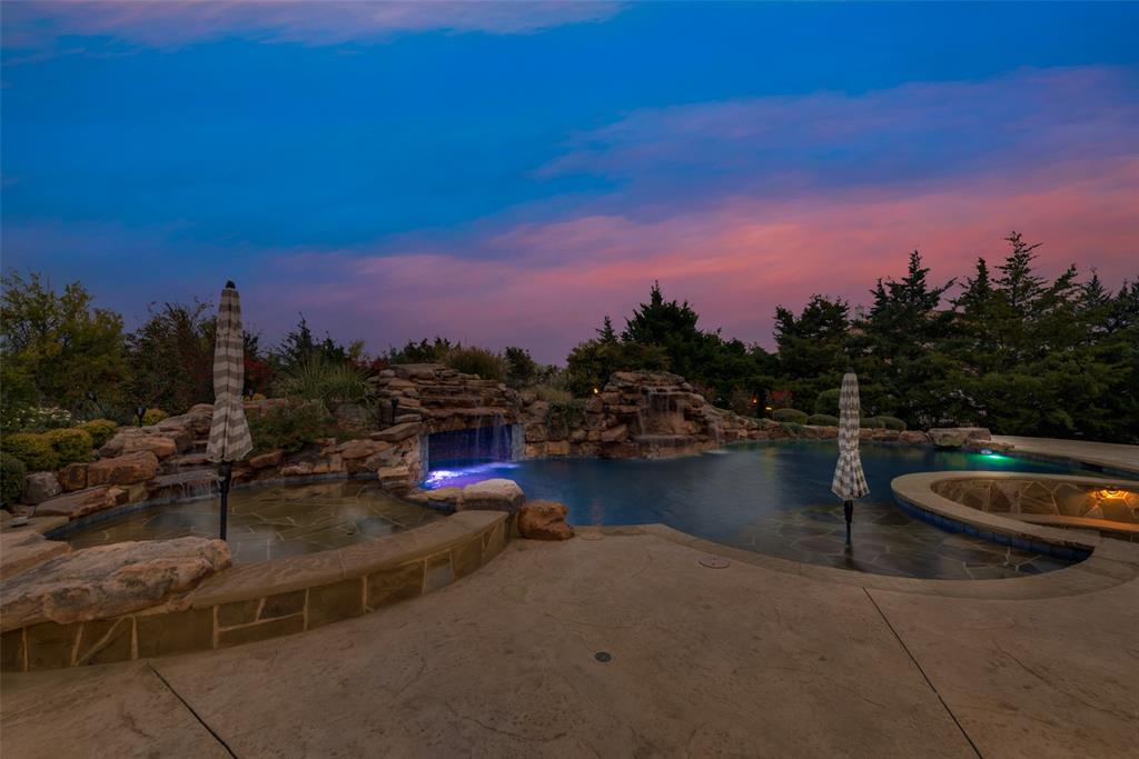 1276 Somerset Lane