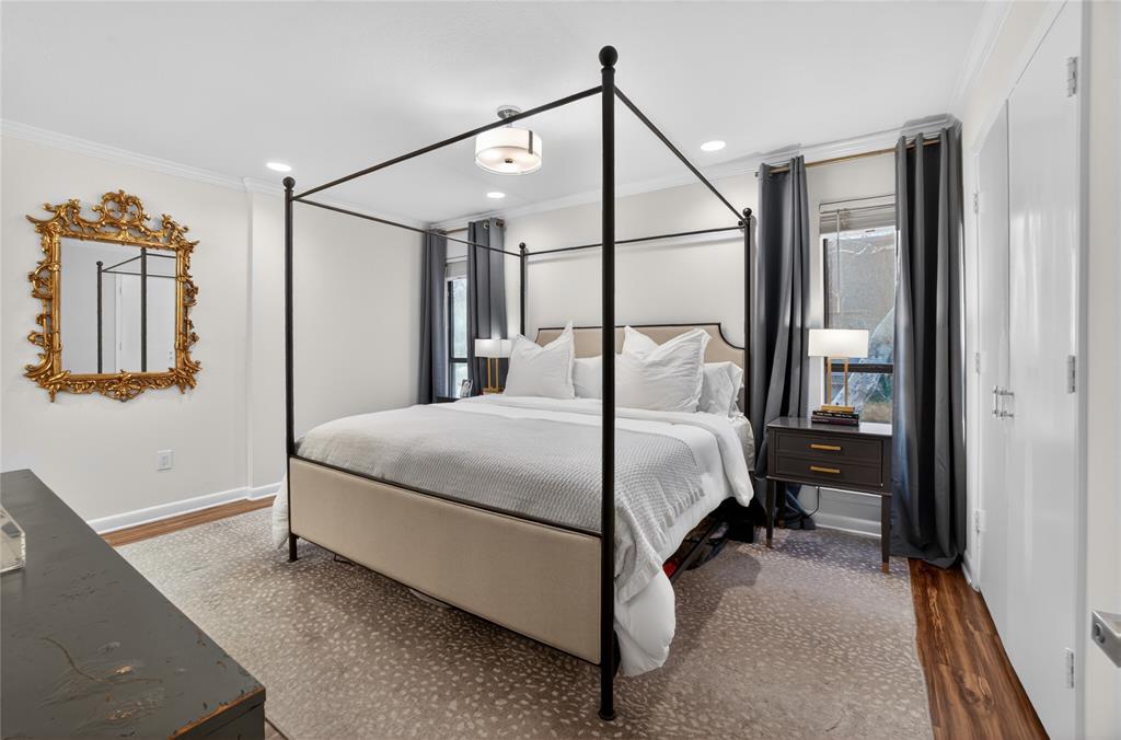 Holland St Condo 3829 - Residential