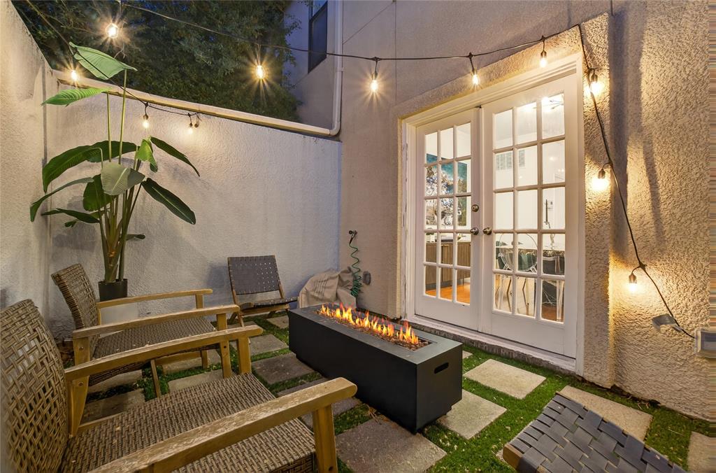 Holland St Condo 3829 - Residential