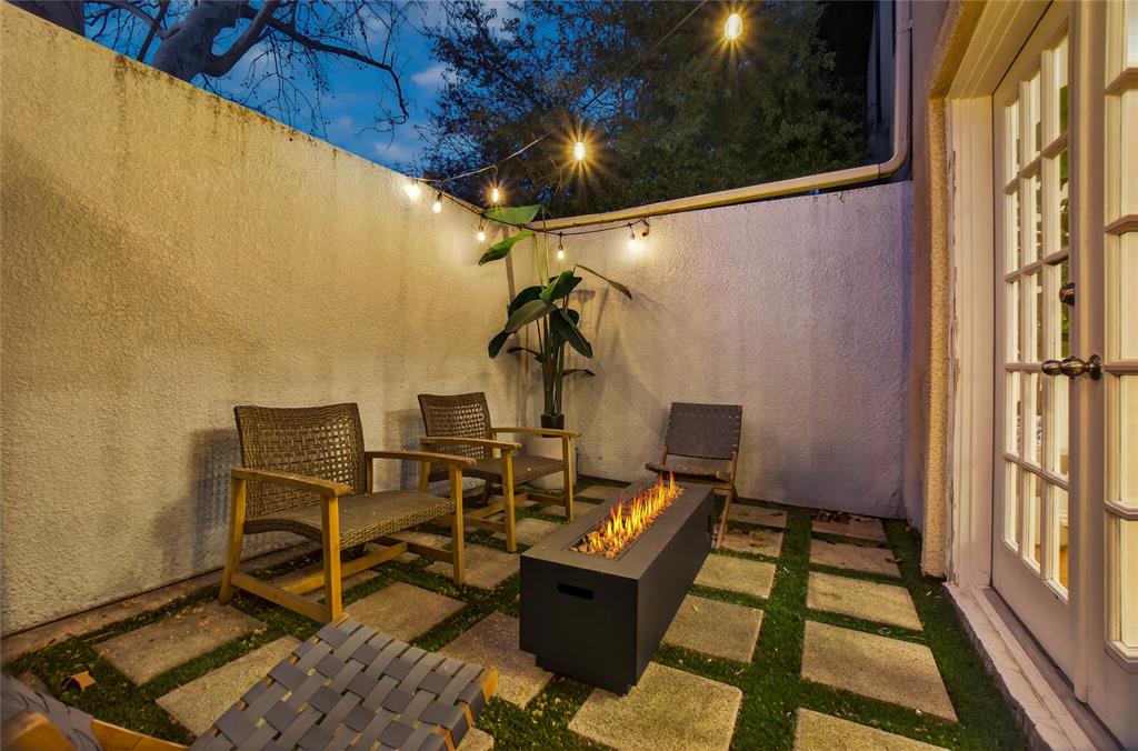 Holland St Condo 3829 - Residential