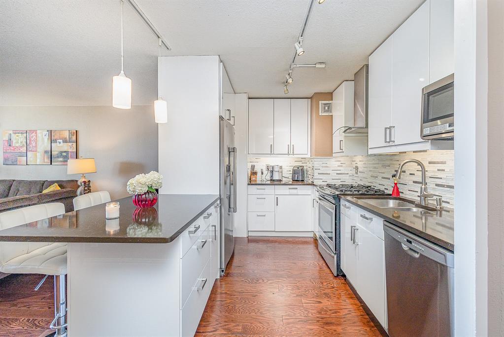 3883 Turtle Creek Boulevard 1012
