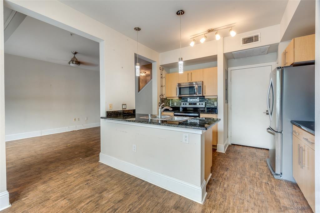 4414 Cedar Springs Road 226