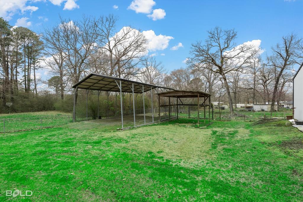 Mooringsport, Louisiana 71060, United States, 3 Bedrooms Bedrooms, ,2 BathroomsBathrooms,Residential,Contingent,81733