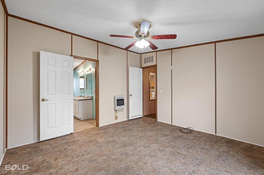 Mooringsport, Louisiana 71060, United States, 3 Bedrooms Bedrooms, ,2 BathroomsBathrooms,Residential,Contingent,81733