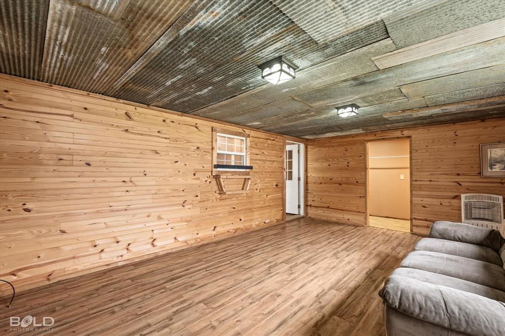 Mooringsport, Louisiana 71060, United States, 3 Bedrooms Bedrooms, ,2 BathroomsBathrooms,Residential,Contingent,81733