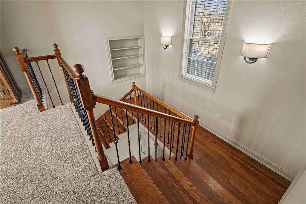 Thomas - Residential