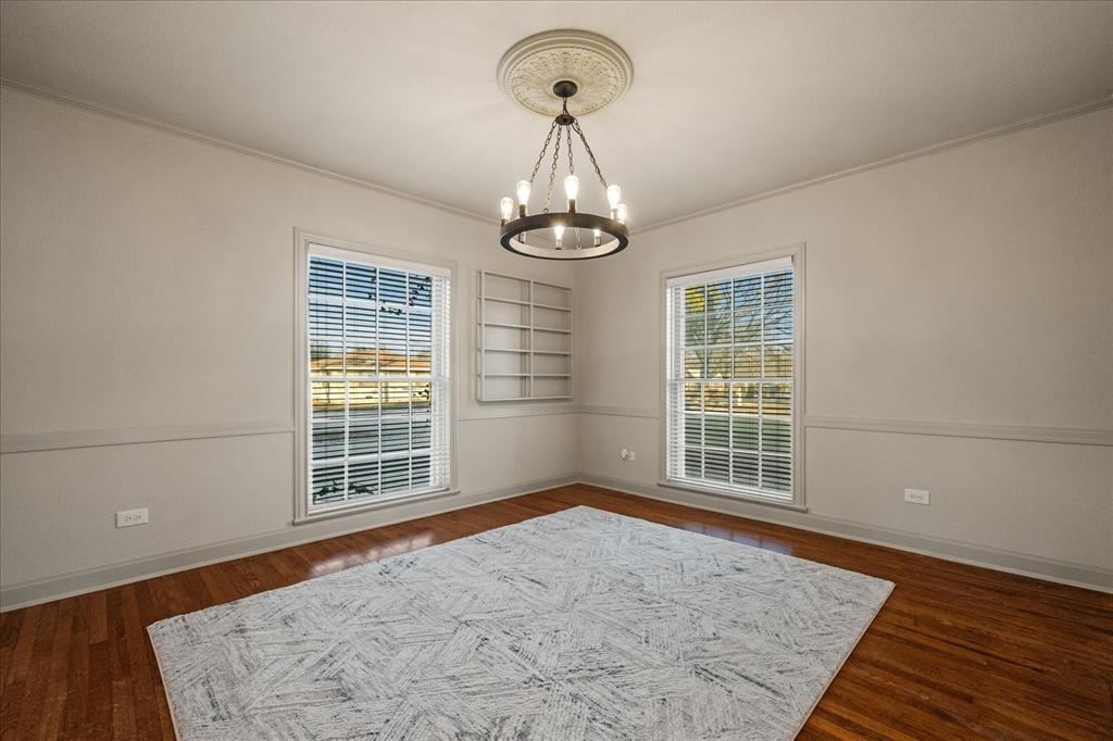 Thomas - Residential