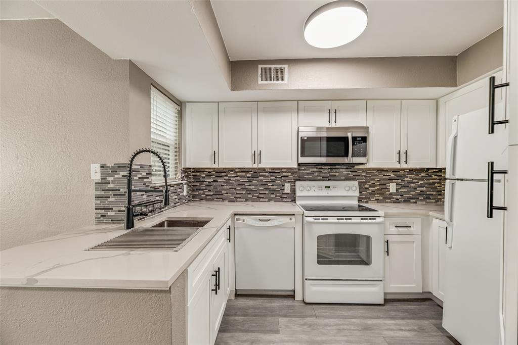 University Park Condo - Residential