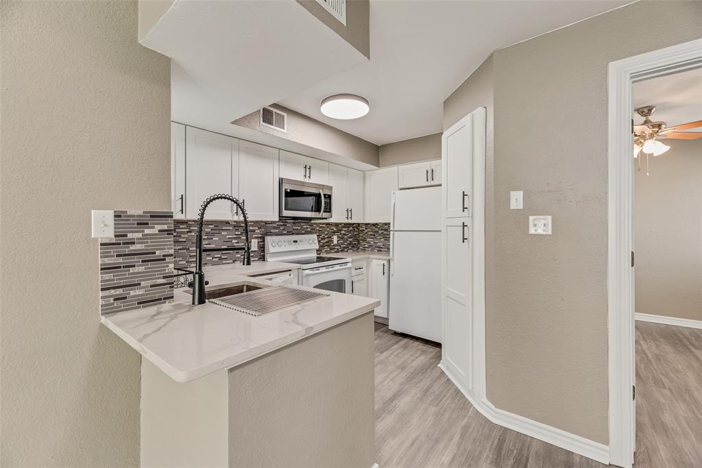 University Park Condo - Residential