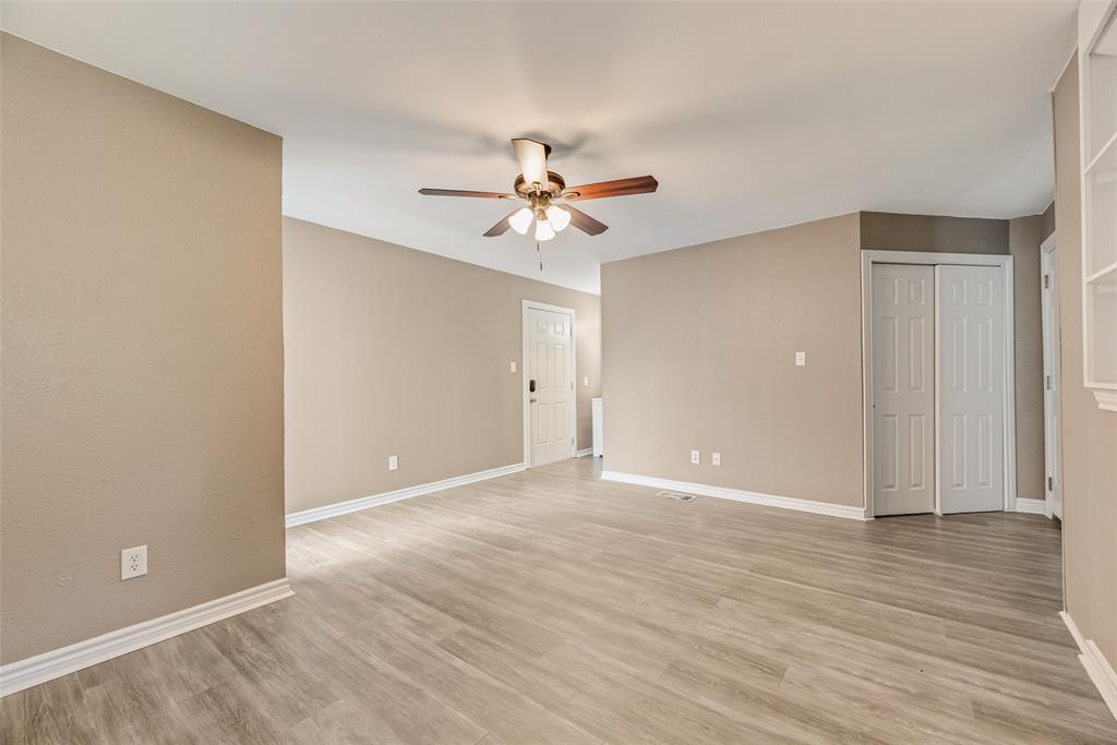 University Park Condo - Residential