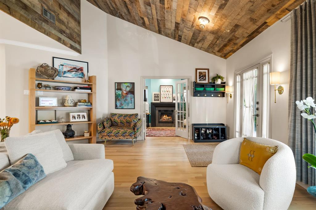 VICKERY PLACE - Residential