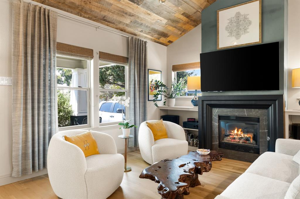 VICKERY PLACE - Residential