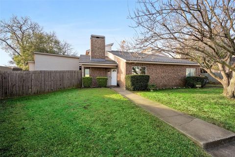 2716 Meadow Park Drive, Bedford, TX 76021 - #: 20632265