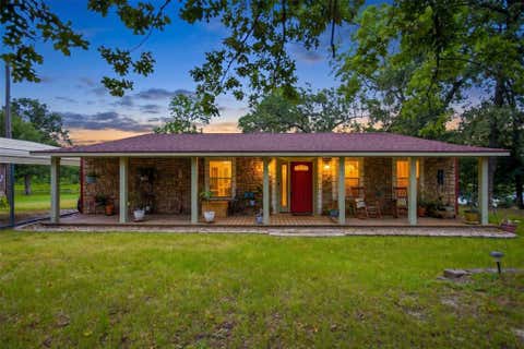 Photo of 1411 Raintree Lakes Circle, Big Sandy, TX 75755 (MLS # 21329664)