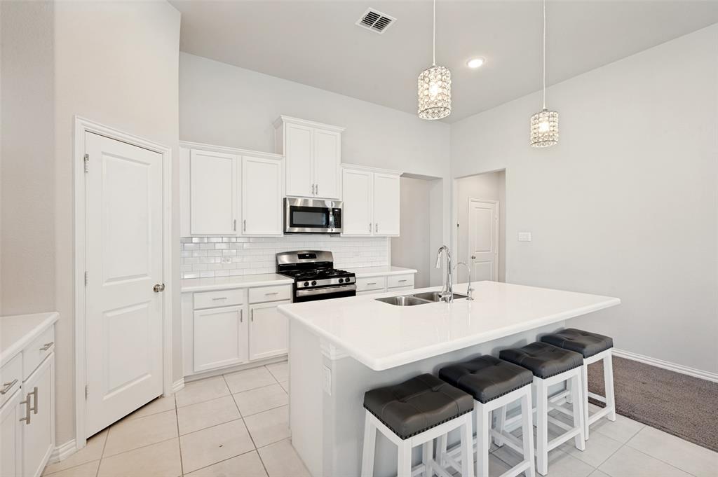 5490 Mourning Dove Drive