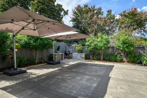 Tiny photo for 4557 Belclaire Avenue, Highland Park, TX 75205 (MLS # 21067728)