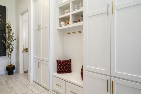 Tiny photo for 4557 Belclaire Avenue, Highland Park, TX 75205 (MLS # 21067728)
