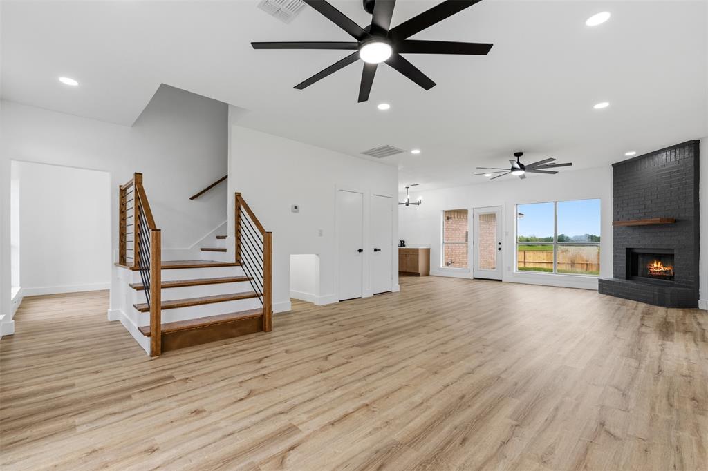 2712 Pioneer Lane