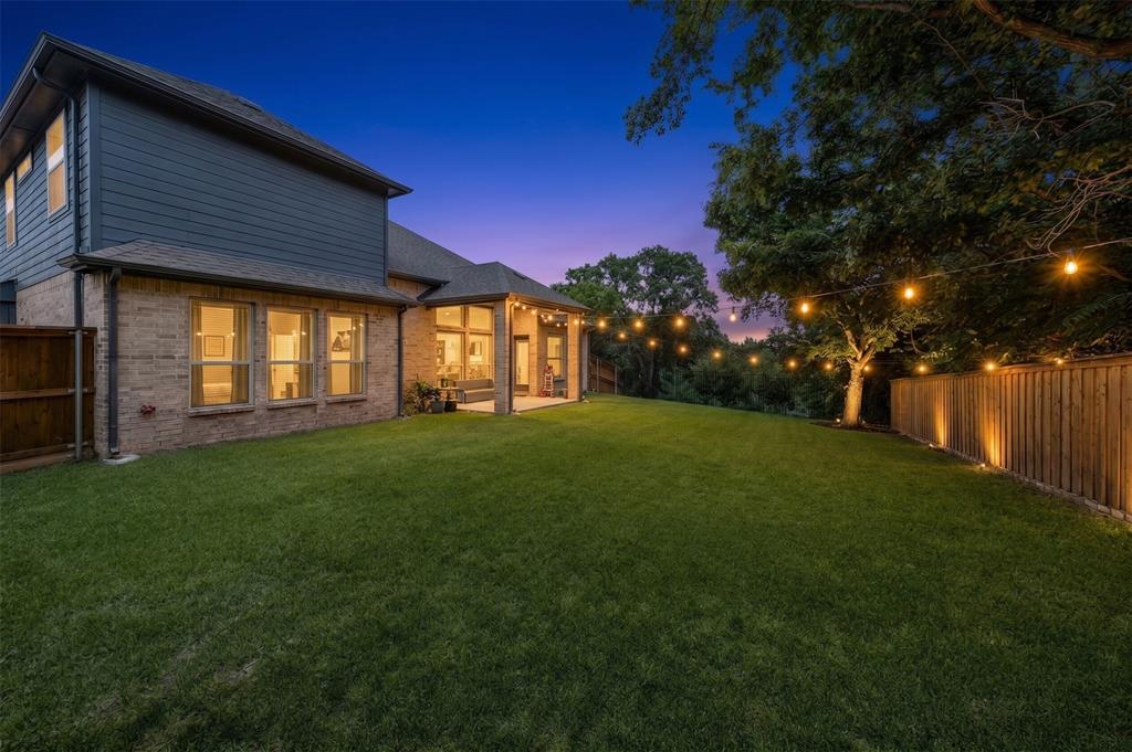633 willowmore Drive