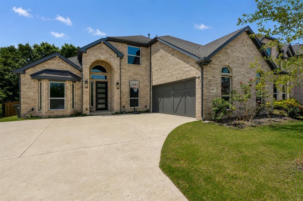 633 willowmore Drive