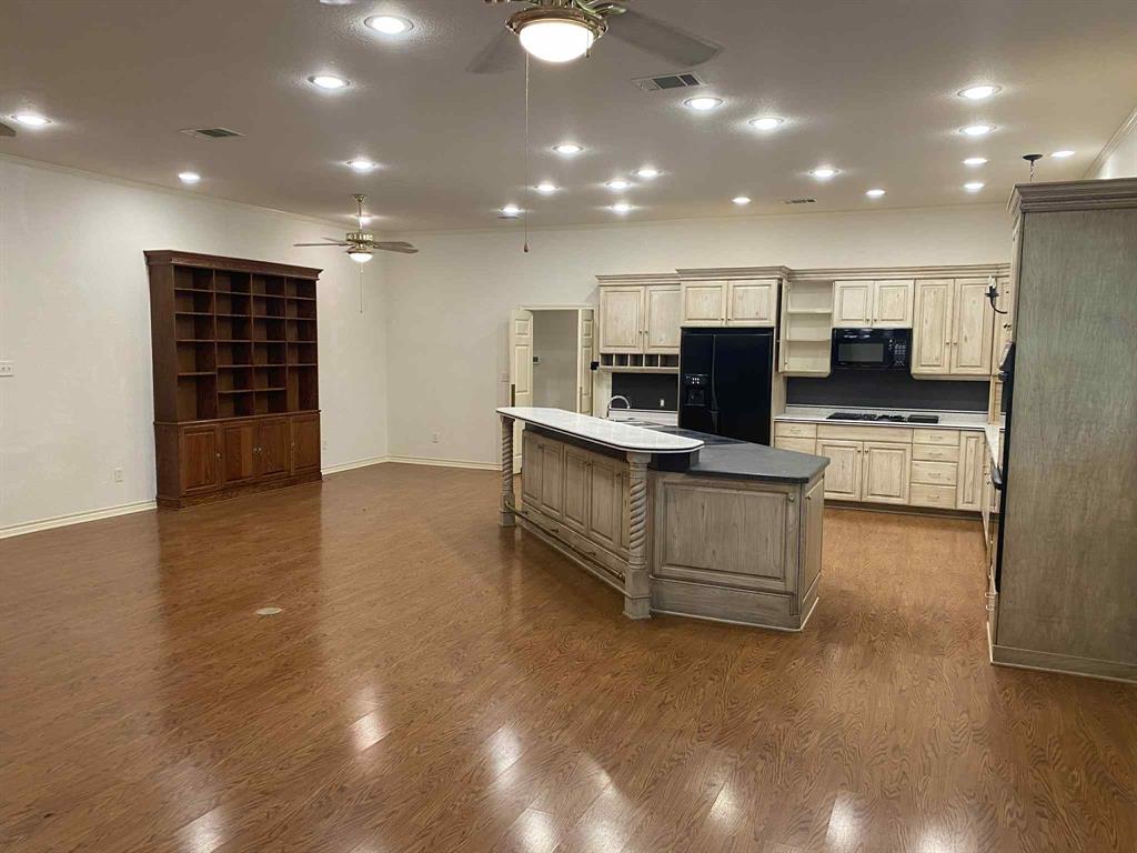 Cedar Creek Country Estates - Residential