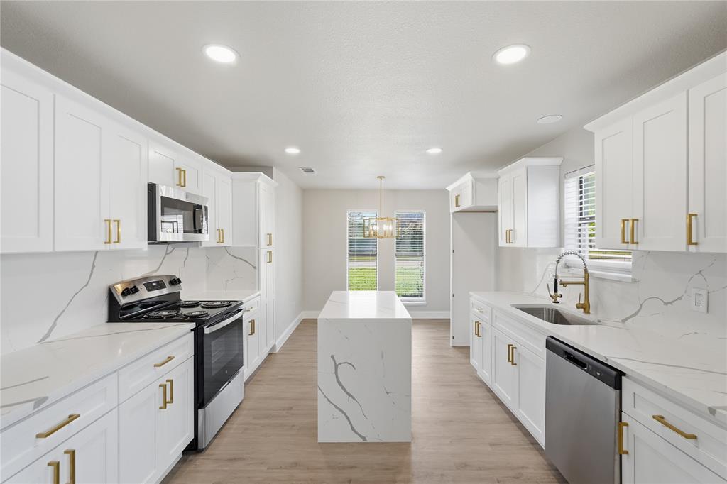 5514 Round Rock Street