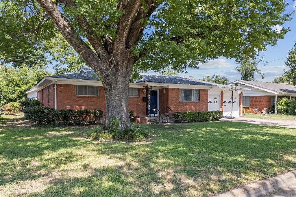 2113 David Drive