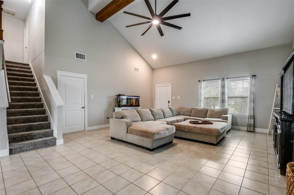 1124 Basswood Lane