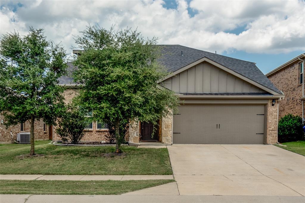 1124 Basswood Lane