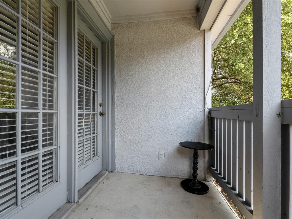 Townbluff Condo - Residential