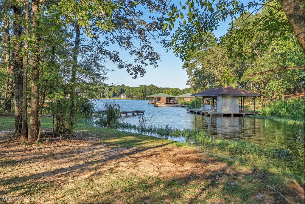 Benton, Louisiana 71006, United States, 3 Bedrooms Bedrooms, ,2 BathroomsBathrooms,Residential,Active,198585