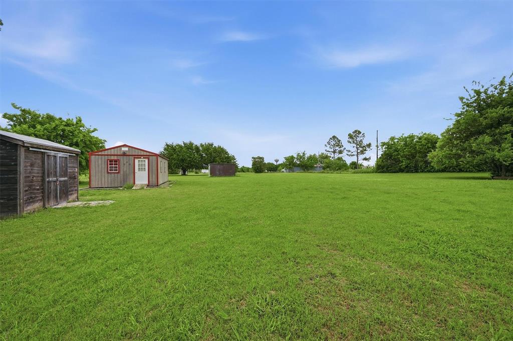 G-0777 MCKINNEY JAMES &HRS A-G0777, ACRES 2.0 - Residential