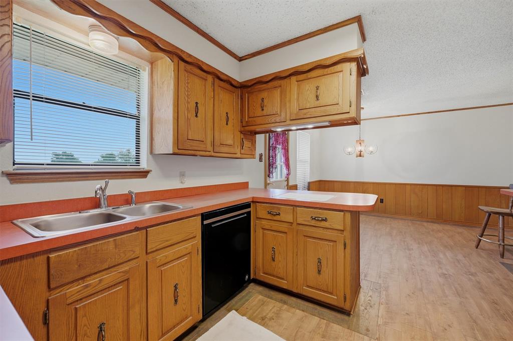 G-0777 MCKINNEY JAMES &HRS A-G0777, ACRES 2.0 - Residential
