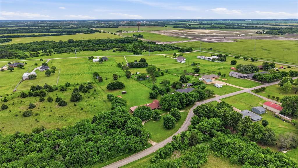 G-0777 MCKINNEY JAMES &HRS A-G0777, ACRES 2.0 - Residential