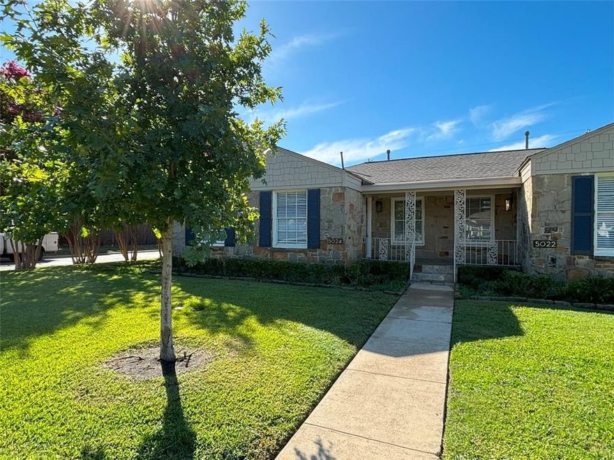 Renovated duplex centrally located with easy access to downtown, Park Cities, Love Field & the Tollroad. Light and bright with hardwoods throughout. kitchen boasts quartzite counters, dishwasher, disposal, refrigerator with ice maker, and plenty of storage. You'll love the large main living area and 2 closets in each bedroom.  The fenced backyard is great for pets (upon approval). 2 car car port with EV charger outlet.  Stack washer-dryer included.  Landlord maintains yard. Ready for immediate occupancy.